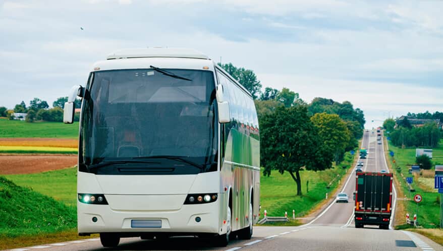 Viação rodoviária indenizará passageiro em R$14 mil por acidente